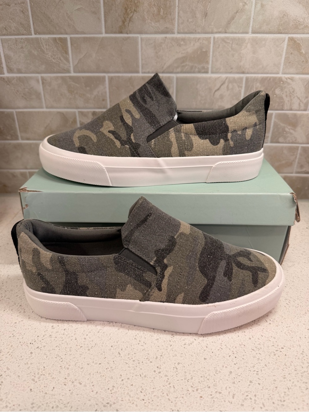 Jenn Ardor Olive Green Camo Slip-On Sneakers